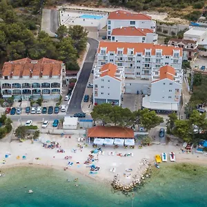Aparthotel Malo