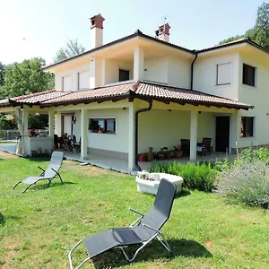 Gostinjska kuća Lina, Lovran
